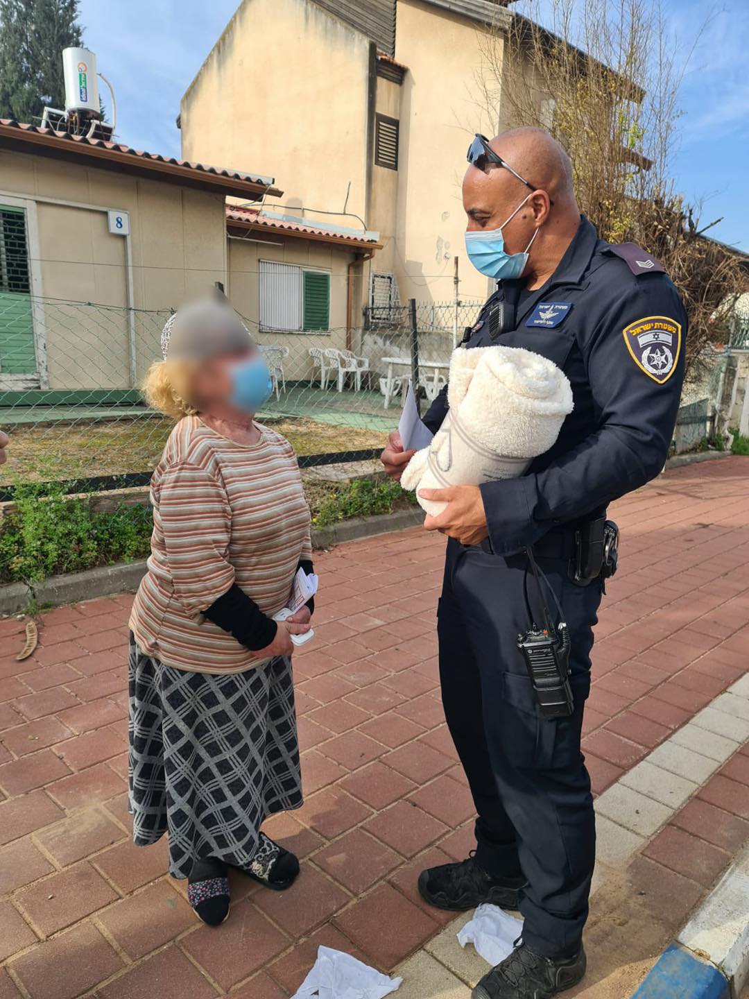 חלוקת ערכות 