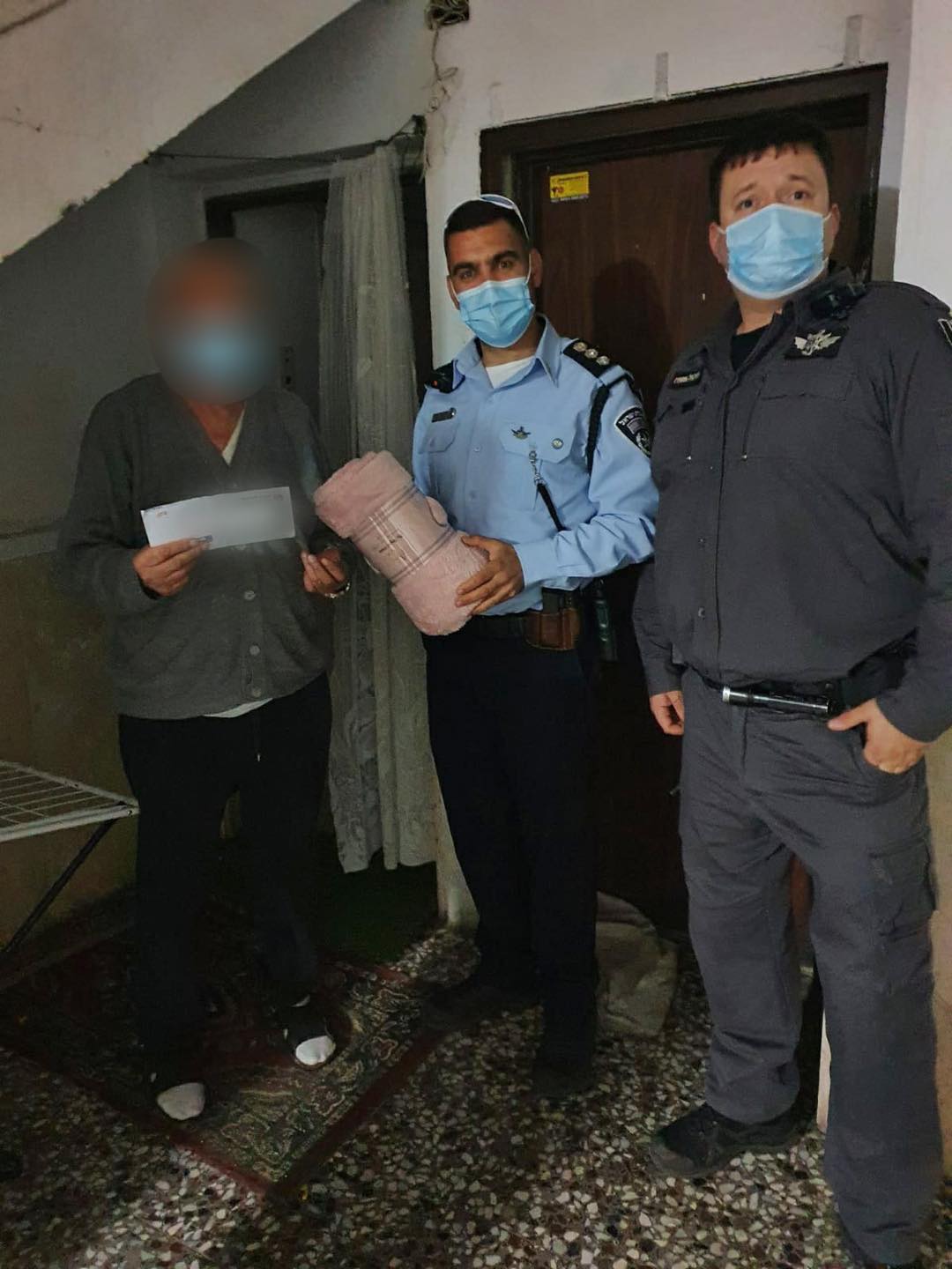 חלוקת ערכות 