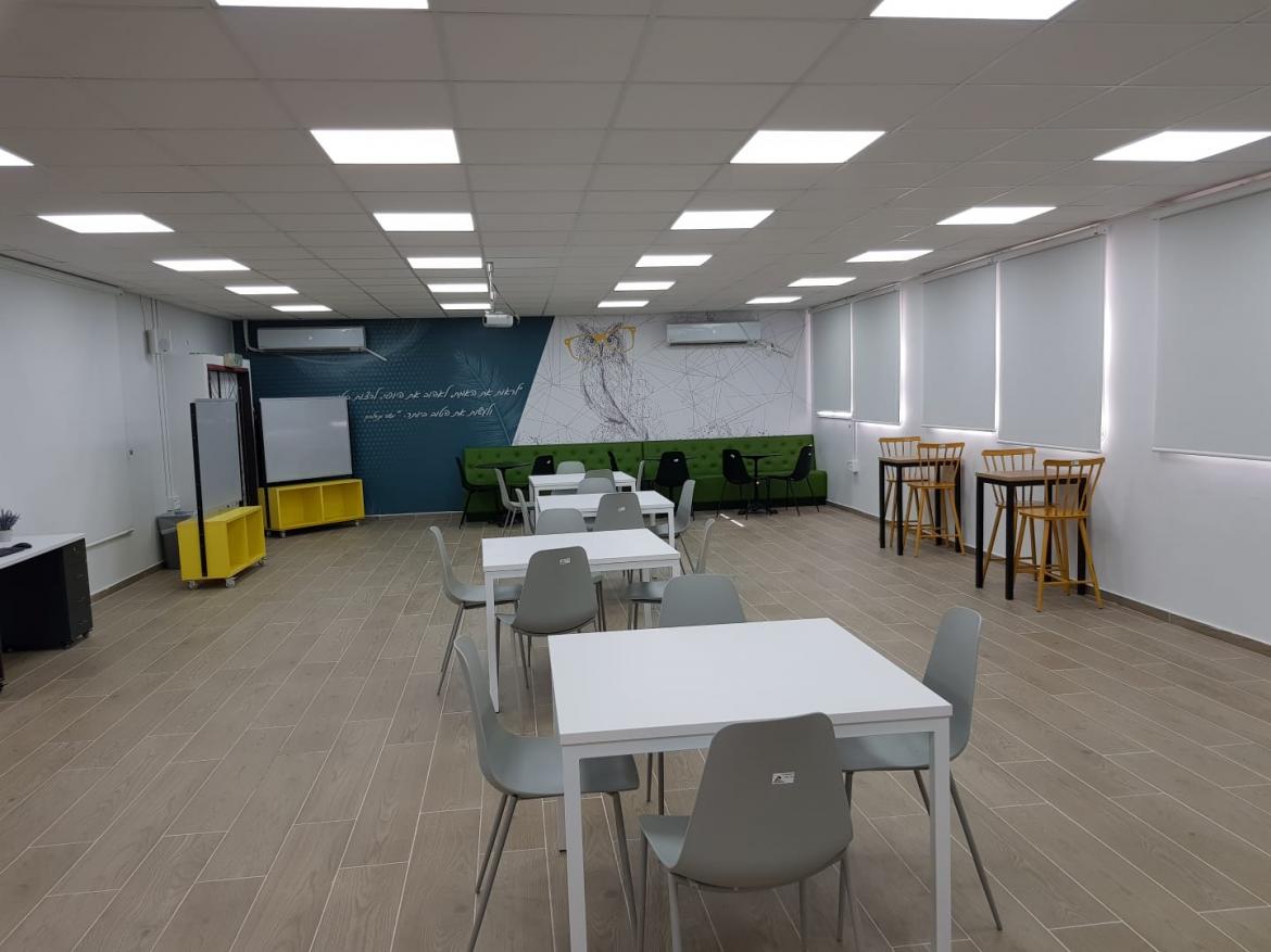 חטיבת ביניים יובלים 