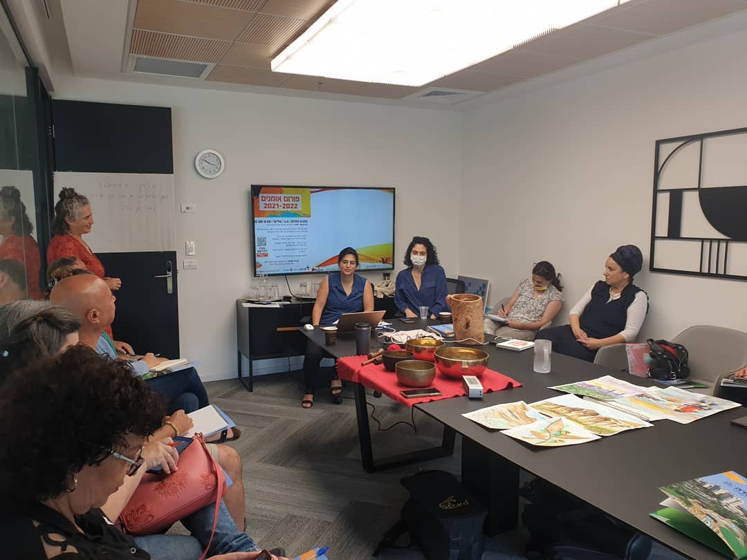 פורום אמנים 