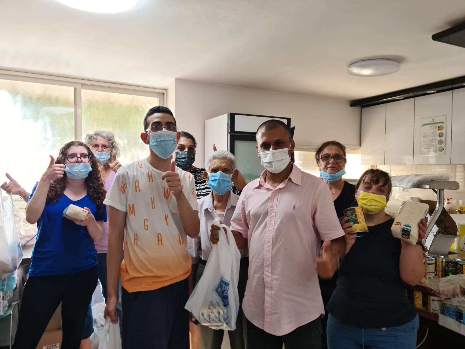 מבצע חלוקת סלי מזון 