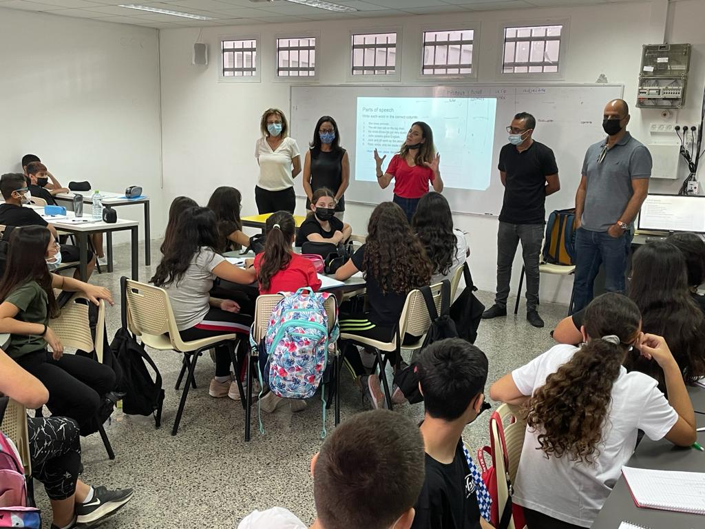 תלמידי כיתות ז בחטיבת יובלים