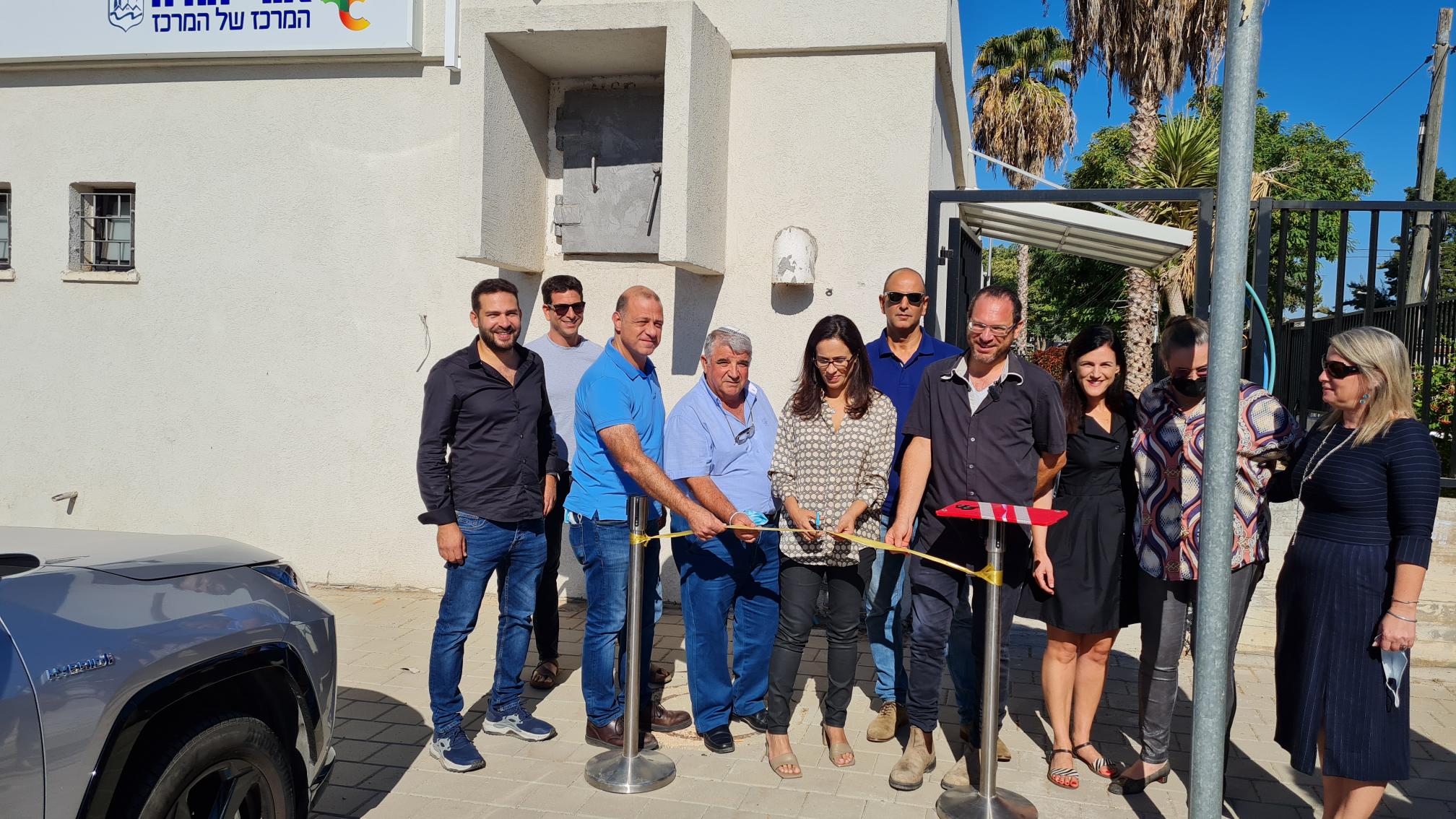 העירייה חנכה מרכז מידע לתושב בנושא התחדשות עירונית