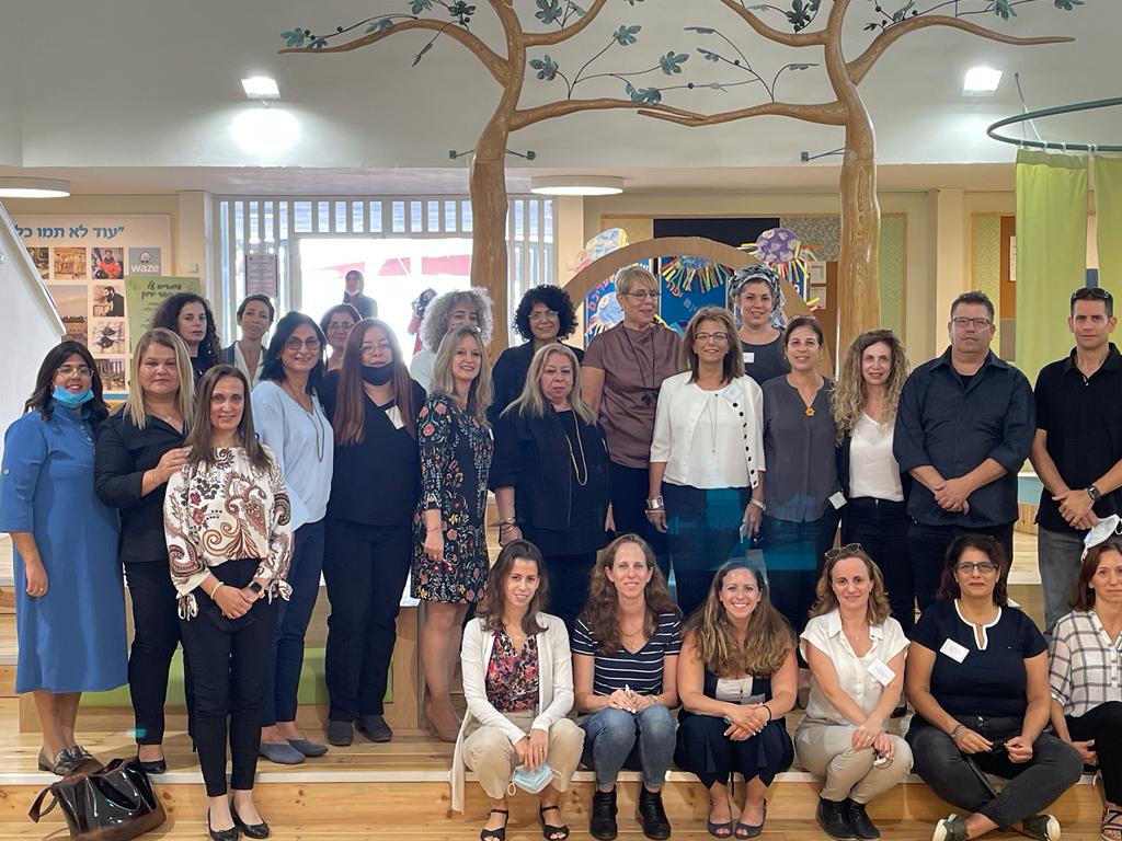 בכירי משרד החינוך ביקרו באור יהודה כדי להתרשם מלימודי המדעים והמתמטיקה