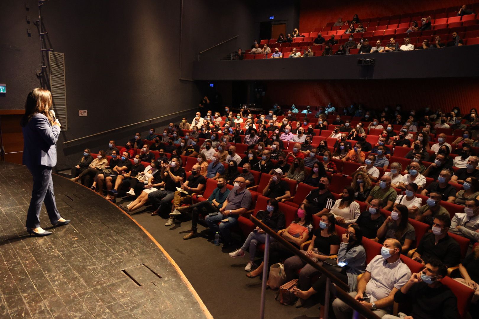 כ-300 תושבים הגיעו למפגש שבו הוצגו התכניות לפיתוח השכונה