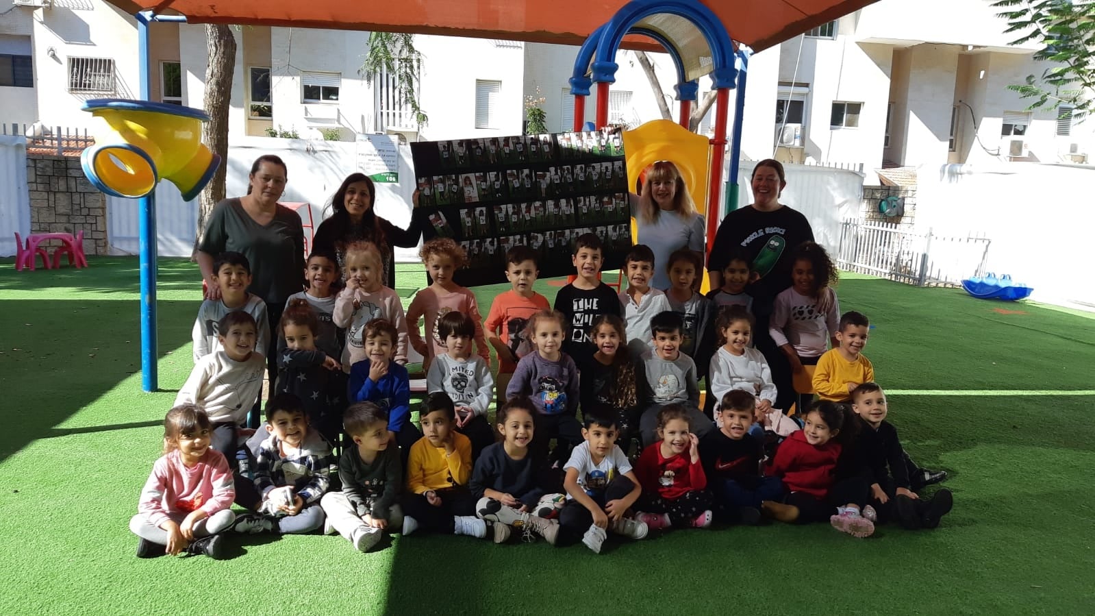 בין השאר התקיימו קבלות פנים מלכותיות