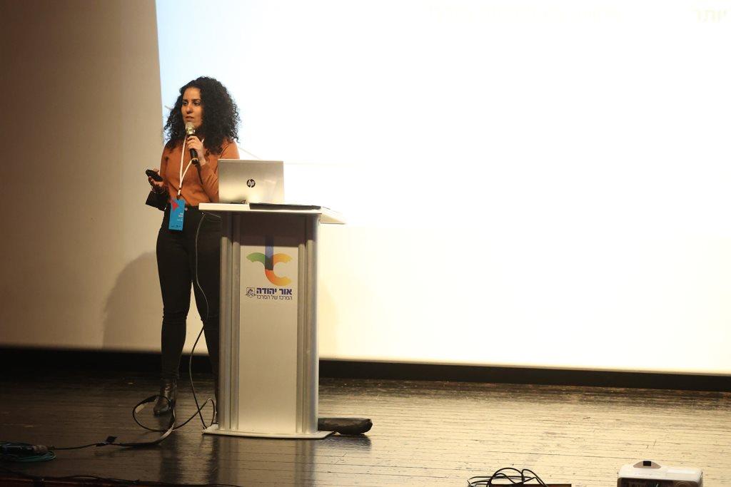 בכנס השתתפו עשרות תושבים שהגיעו לראות ולשמוע מקרוב על התכניות 