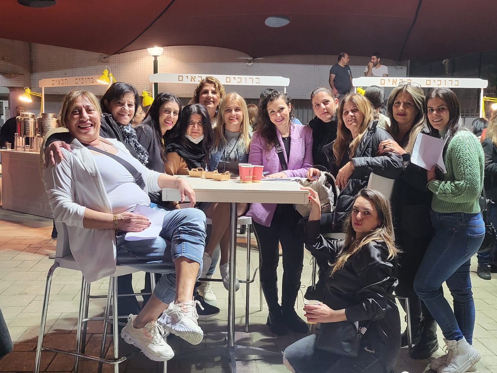 נשות אור יהודה חגגו את יום האישה בהופעה של זהבה בן