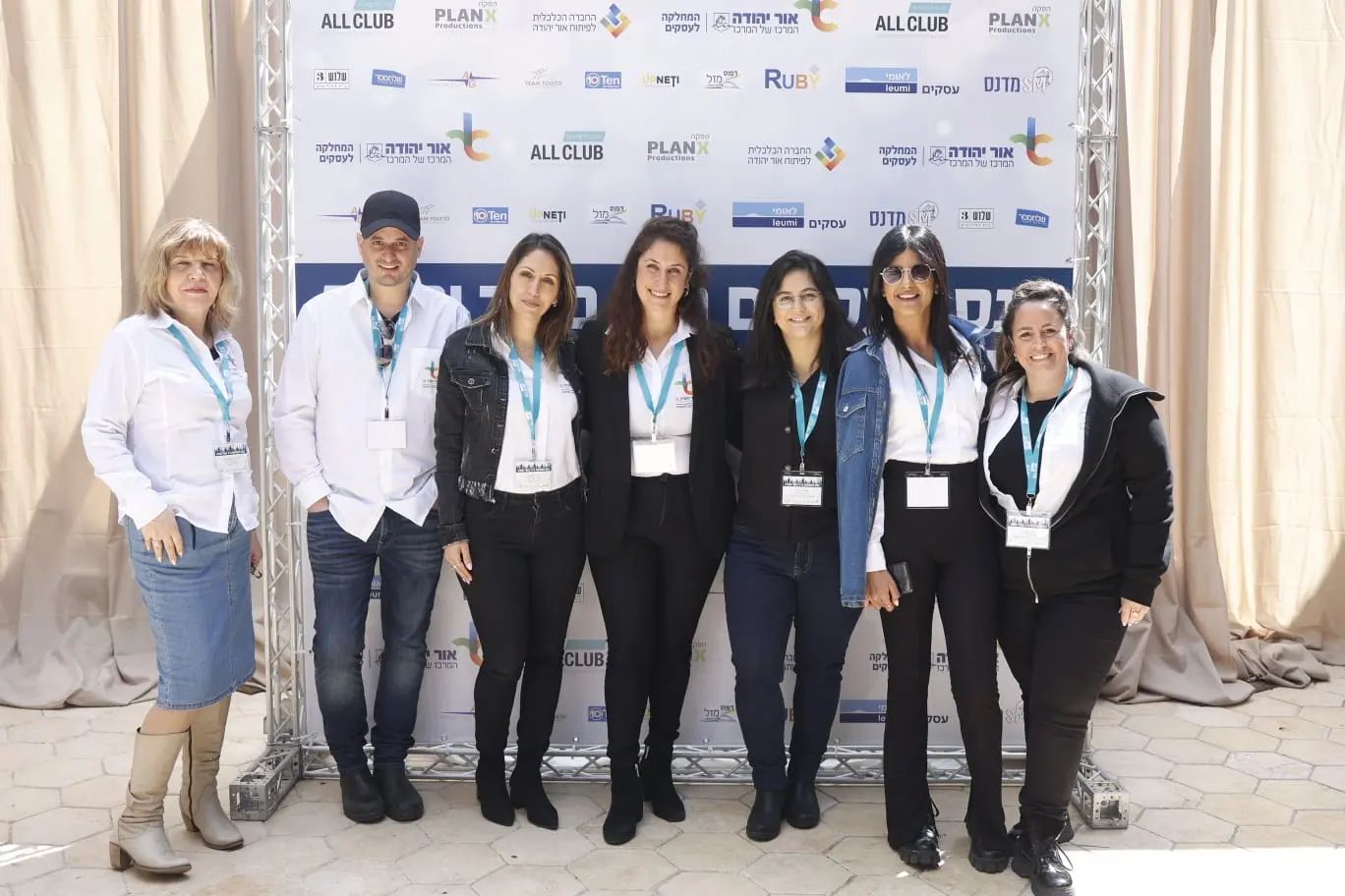 בזו אחר זו התקיימו שלל הרצאות