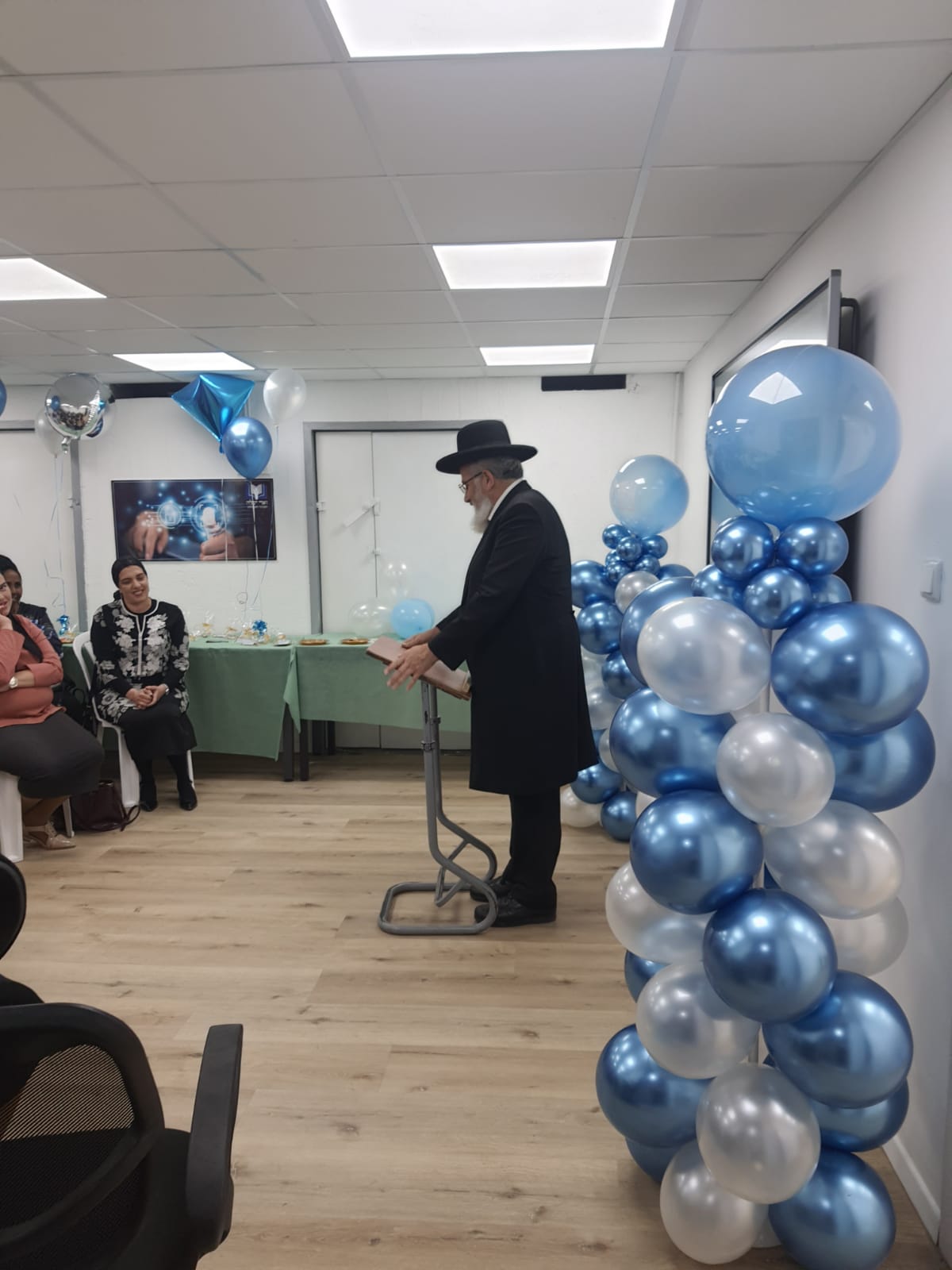 נערות הסמינר הטכנולוגי תלמדנה ניהול רשתות ואבטחת מידע 