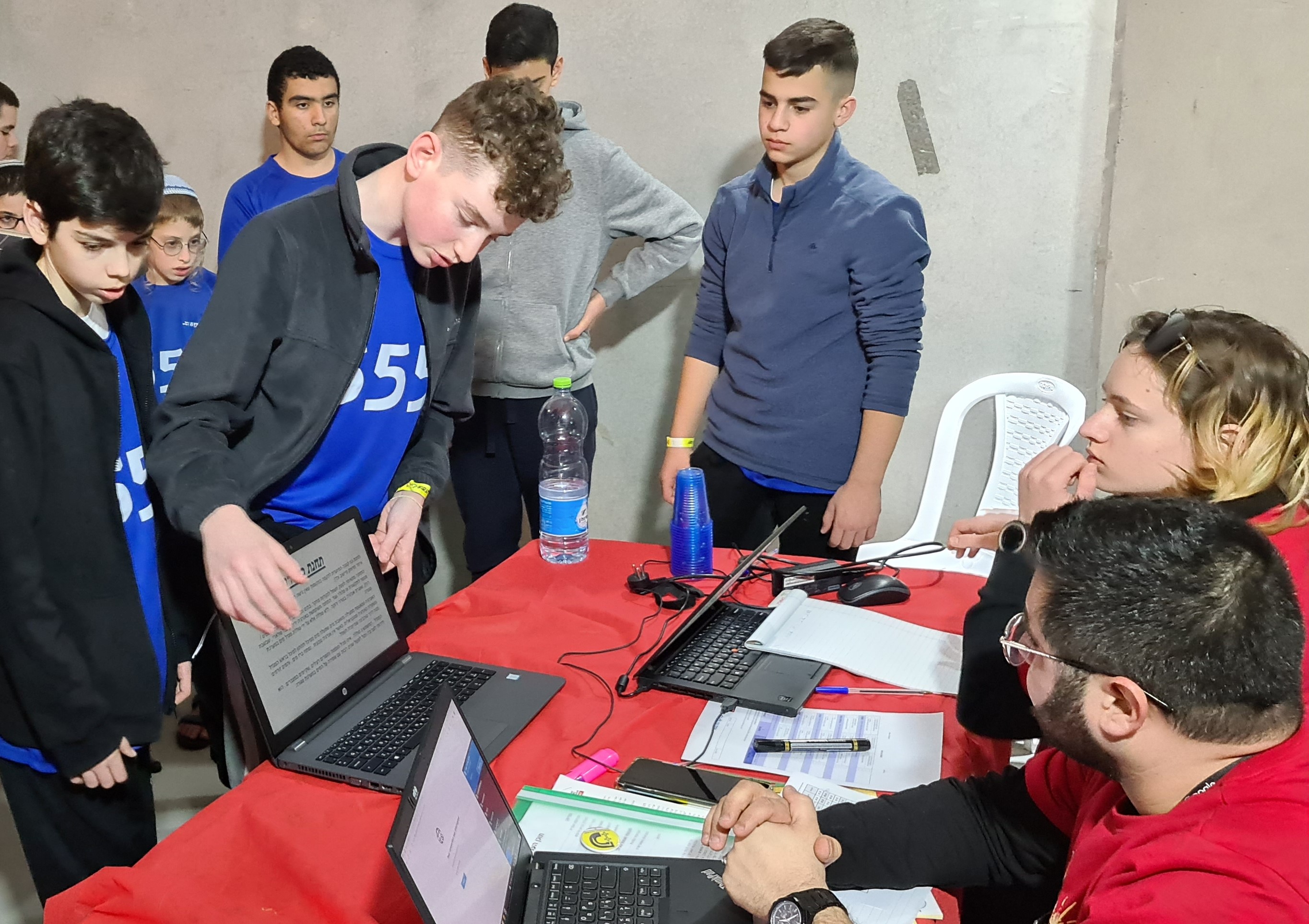 הנבחרות של תפוח פיס למדע טכנולוגיה ואמנויות מטעם אגף החינוך ייצגו בכבוד ובהצלחה את אור יהודה בתחרות אזורית של חברת FIRST בשיתוף הטכניון וחברת לגו