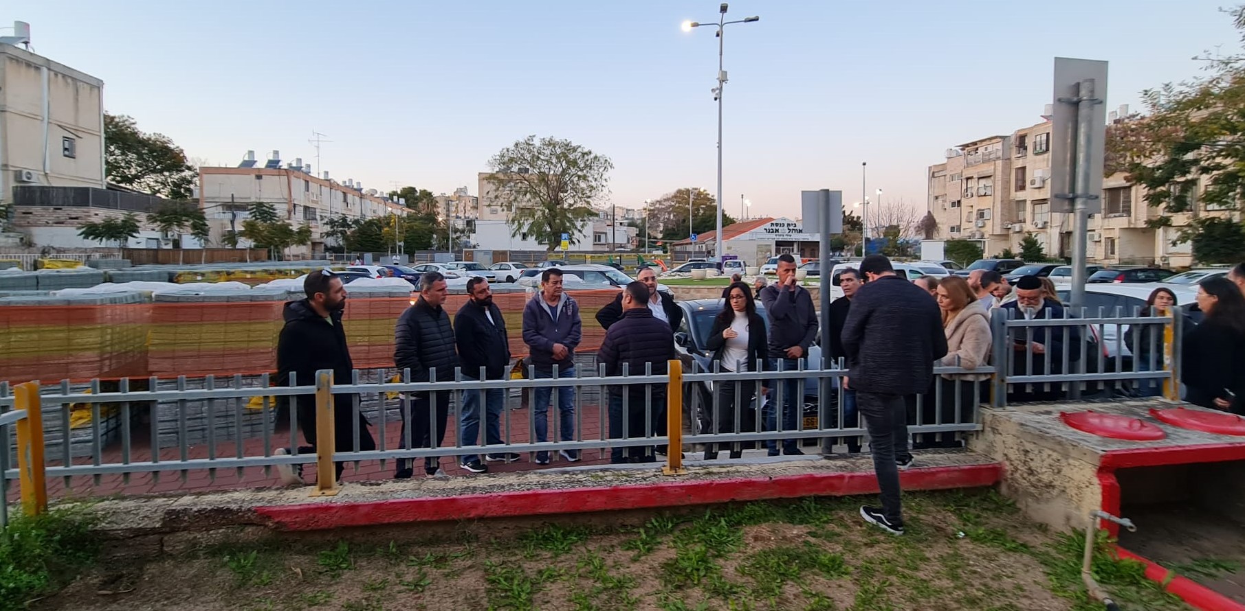 גם תושבי הרחובות דגניה-כצנלסון צפויים לשדרוג הרחובות עם עבודות הפיתוח הצפויות. לקראת כניסת השכונה בימים הקרובים לעבודות פיתוח נרחבות, ערכה ראש העיר, ליאת שוחט, יחד עם הצוות הבכיר של העירייה, סיור עם הפעילים הקהילתיים של השכונה. בסיור של כלל גורמי המקצוע בשטח נקבעו סדרי העדיפויות בעבודות הצפויות להתחיל בקרוב.