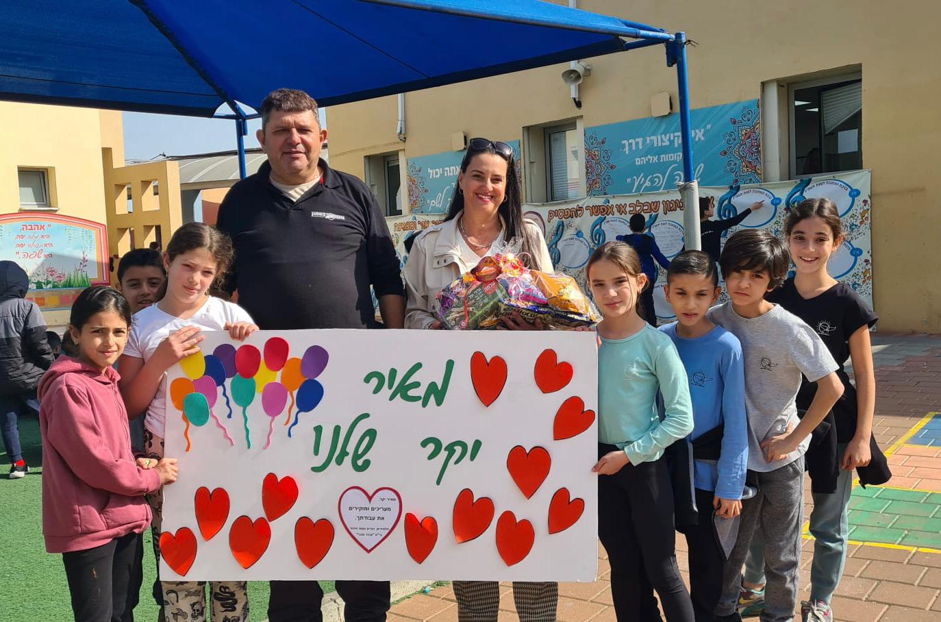 יום המאבטח באור יהודה כבר הפך למסורת בה מדי שנה עוצרים כולם את הפעילות ליום אחד וחולקים כבוד למאבטחי מוסדות החינוך בעיר. זו השנה החמישית בה העירייה מציינת את יום המאבטח כשמדי שנה החגיגה מתעצמת ומתרחבת.