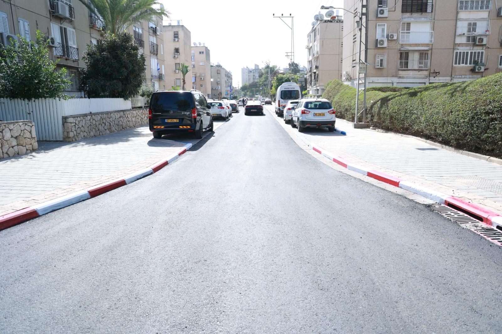 באופן הזה אנו מחברים את רחוב יקותיאל אדם ששודרג ורחוב העצמאות שבו מתקיימות בימים אלו העבודות וזוכים למרחב ציבורי חדש עבור התושבים".