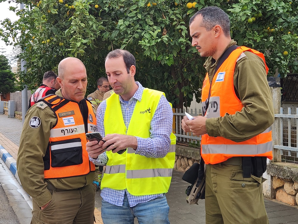 צוותי החירום של אגפי ומחלקות העירייה קיימו תרגיל חירום רשותי המדמה פגיעה בבניין מגורים וקריסתו כתוצאה מנפילת טיל, תוך כדי פגיעות הדף משמעותיות בשני הבניינים הסמוכים אליו ברחוב סיני בשכונת סחל"ב בעיר. בתרגיל שהוביל אגף הביטחון בראשותו של כפיר אדרי, השתתפו צוותי חילוץ והצלה של פיקוד העורף, שוטרי ומפקדי אגף המבצעים במשטרת ישראל ולוחמי אש של כב"ה.