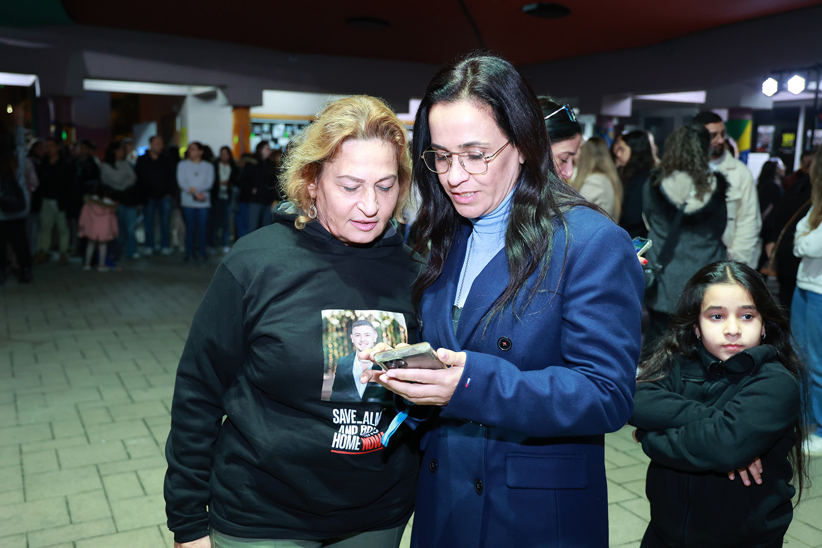 באירוע שעסק כולו בהעלאת המודעות ותמיכה במשפחות החטופים בהפקת "נפגשים"