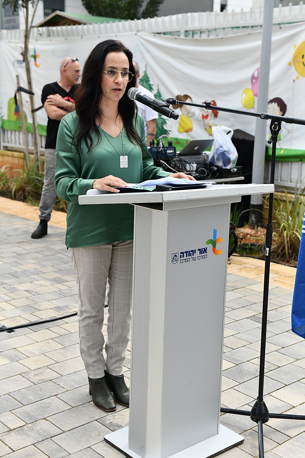 גינת פשוש בשכונת בית בפארק הוסבה ונקראת מעתה גינת אמיר חורי על שמו של השוטר שנפל בפיגוע בבני ברק ב-2022. 