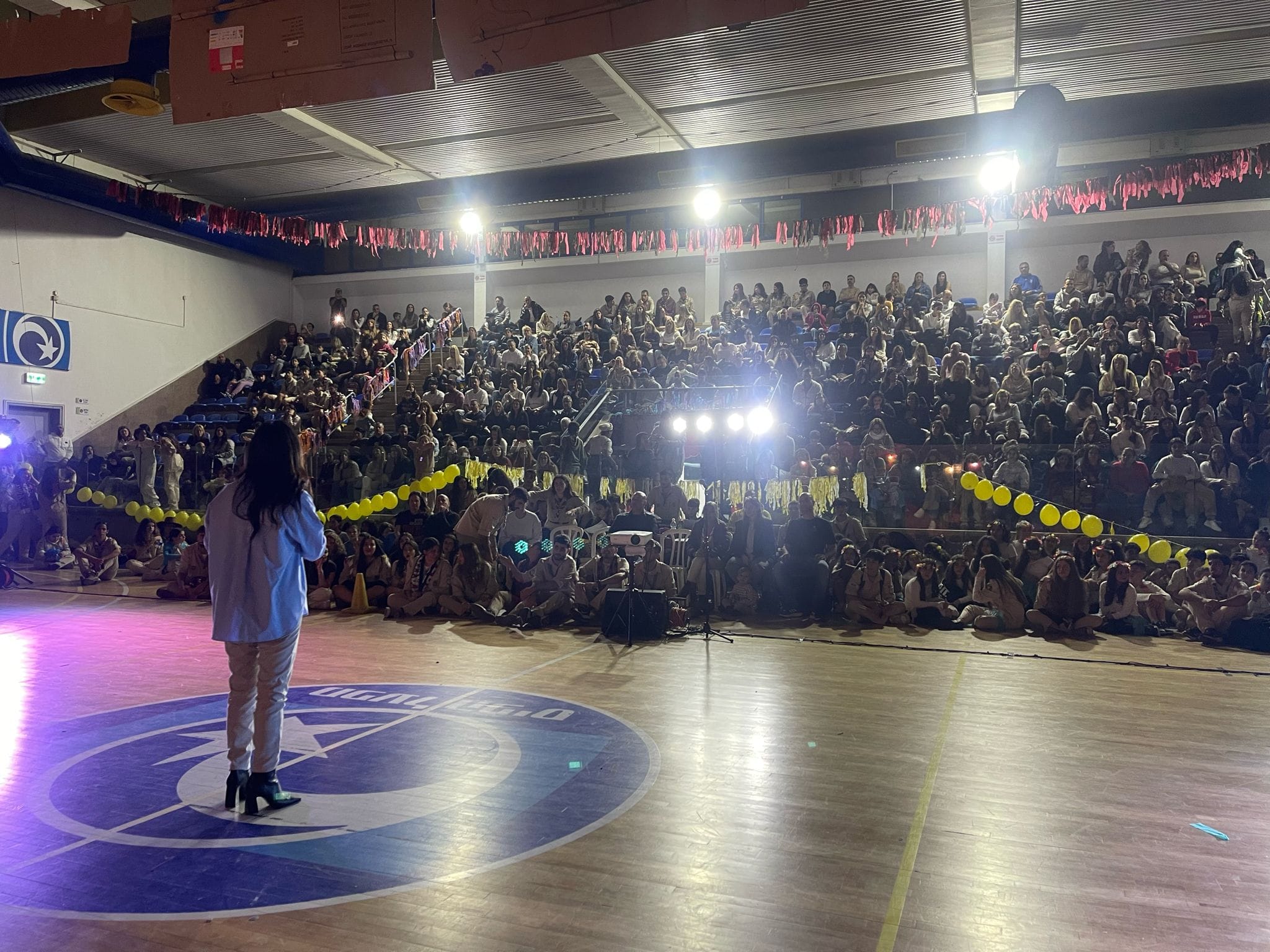 במהלך האירוע הוקירו החניכים את חיילי צה"ל, הלוחמים ואנשי כוחות הביטחון והביעו תפילה בלב שלם להשבת החטופים. עוד ציינו באירוע את עמית אורי, רכז בוגר של שבט יהודה שמסיים את תפקידו לאחר כשנה וחצי שכללו נתינה אינסופית לכל חניכי וחניכות השבט ובירכו בהצלחה את עדי שטרומינגר שמחליפה אותו בתפקיד.