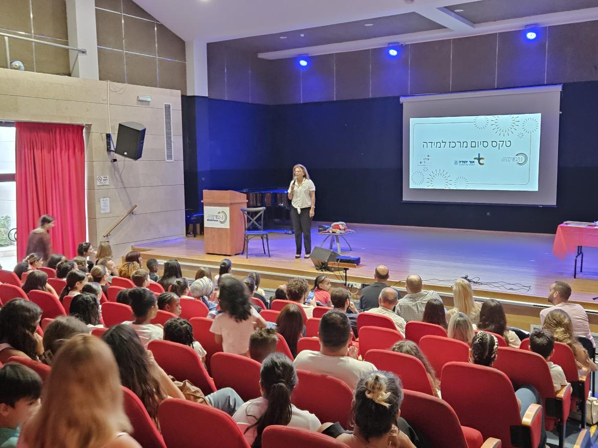 מנהלת אגף החינוך, דלילה אשכנזי.