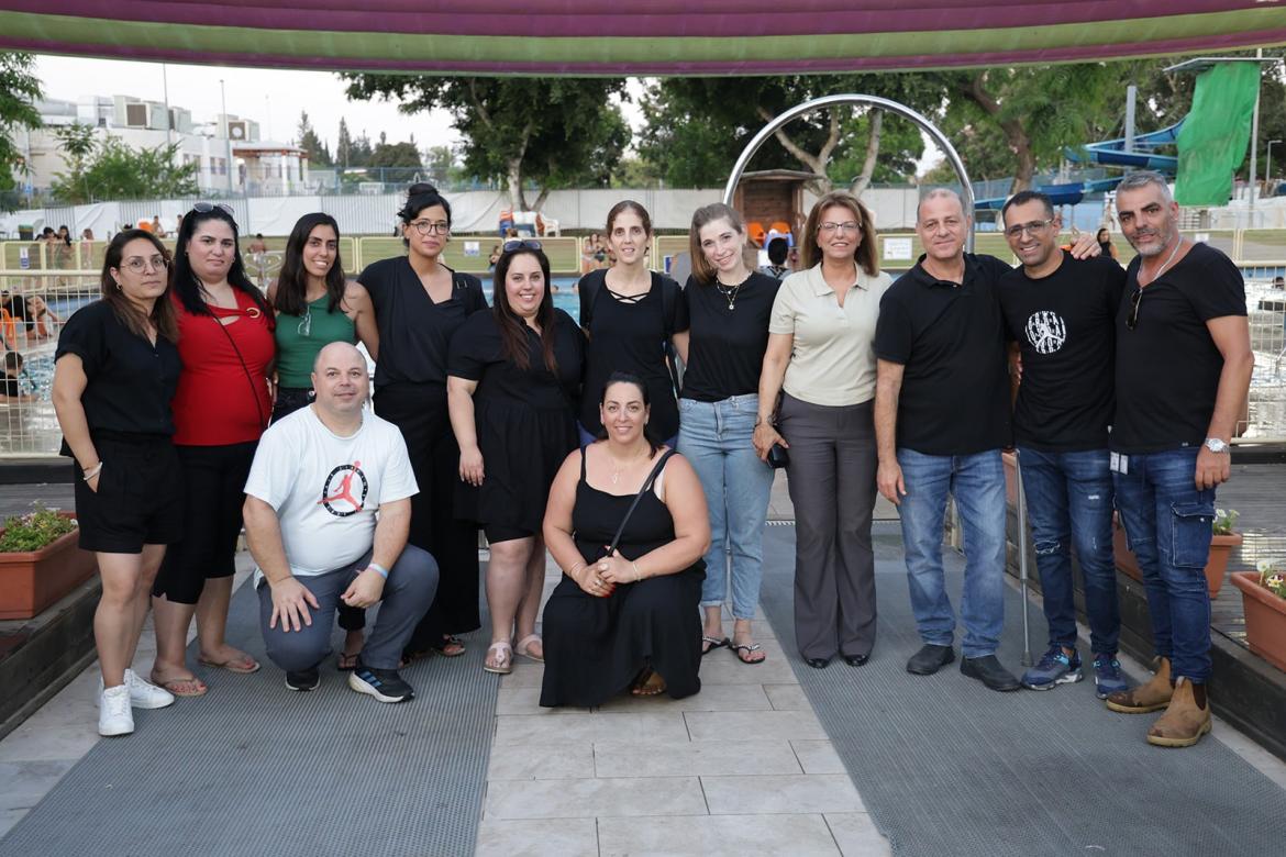 שבעה בתי ספר יסודיים