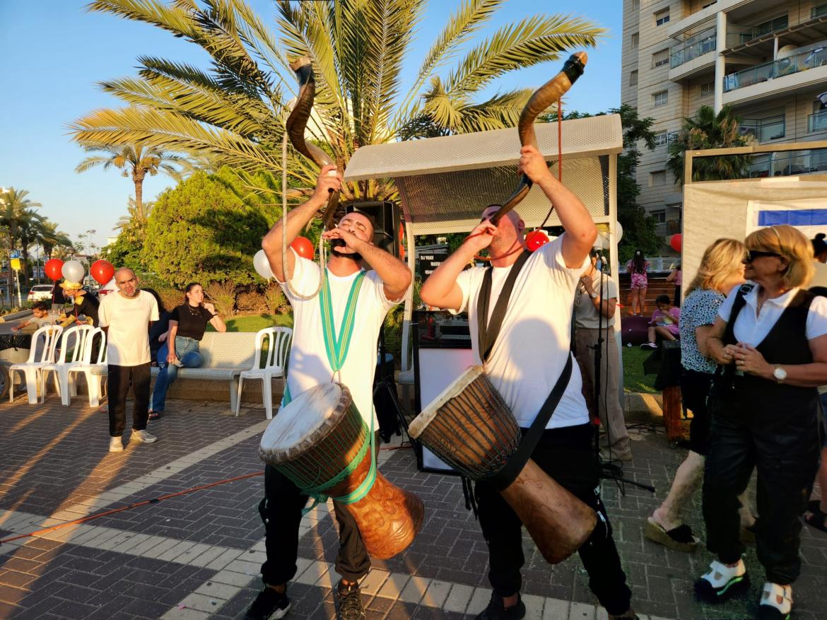 חברי מועצה, מנהלת מחלקת נוער וצעירים,