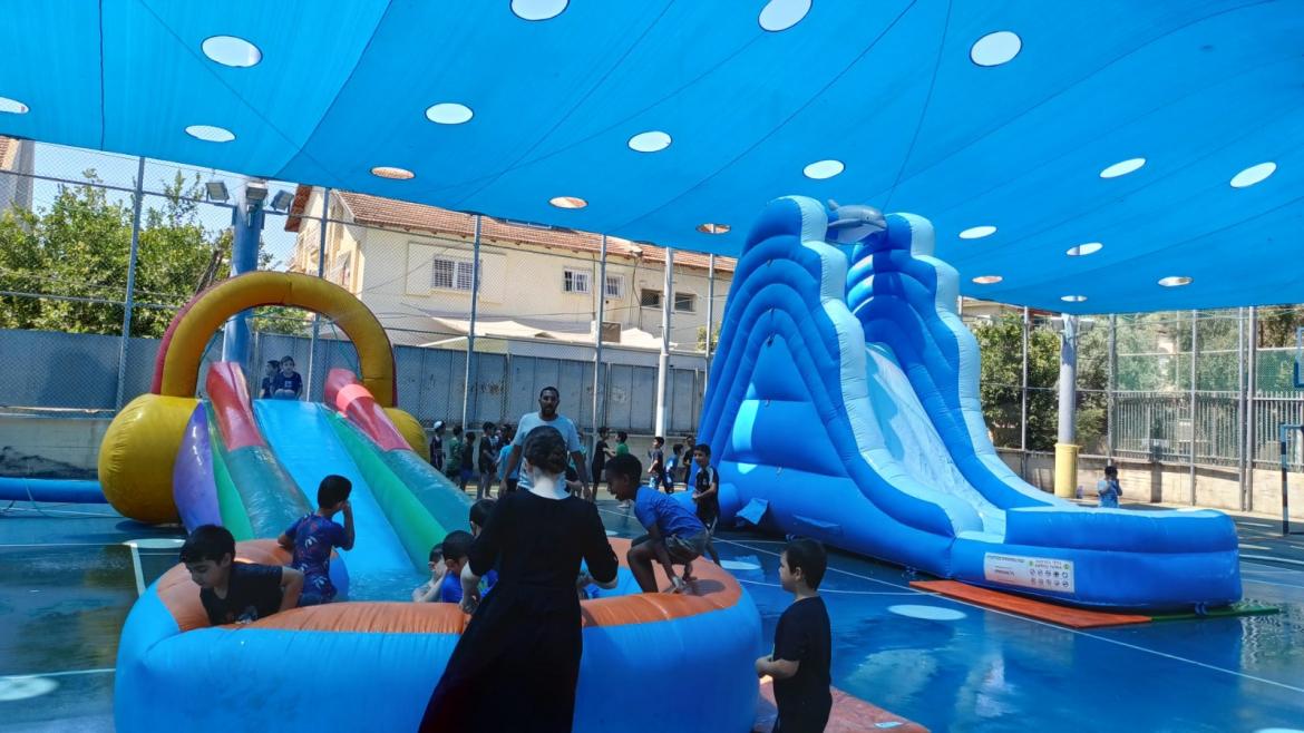 הלוגיסטיקה המורכבת.