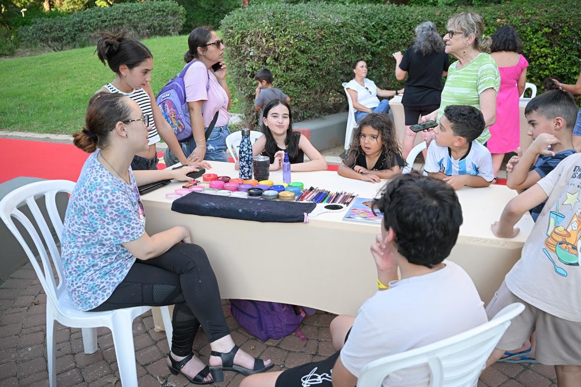 שרי פופ הופיעה