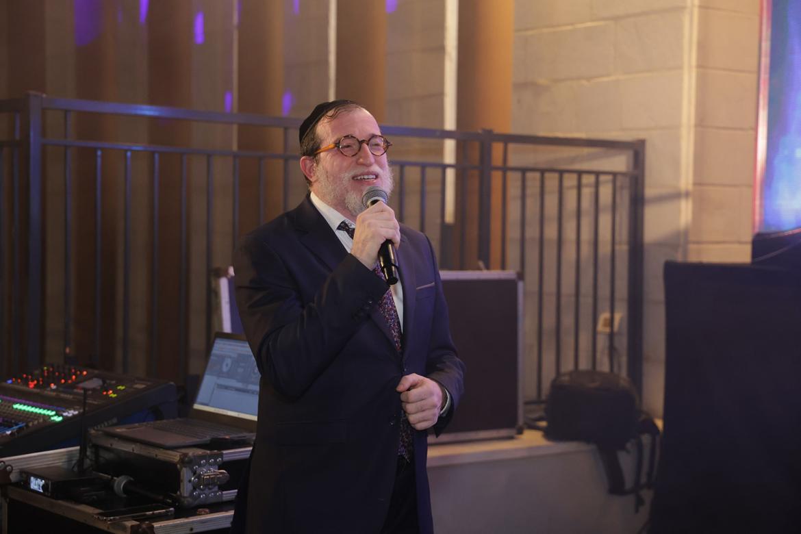  שהוקם כחלק מקומפלקס 