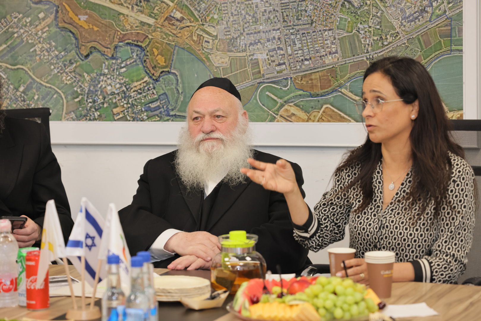 ההסכם החדש נחתם במעמד שר הבינוי והשיכון