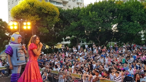 פסטיבל הממתקים1.jpg