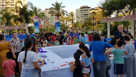 פסטיבל הממתקים3.jpg