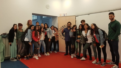 המתנס הקהילתי - עולם.jpeg