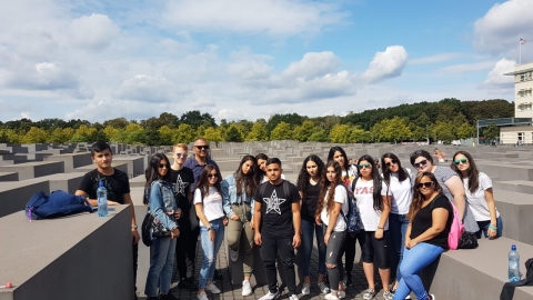 אנדרטת השואה.jpeg