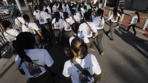 חיילות פלוגת הדר במרוץ2.jpeg