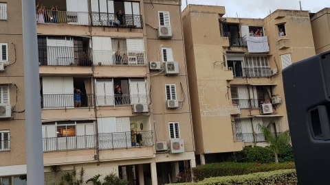 מסיבת המרפסות3.jpg