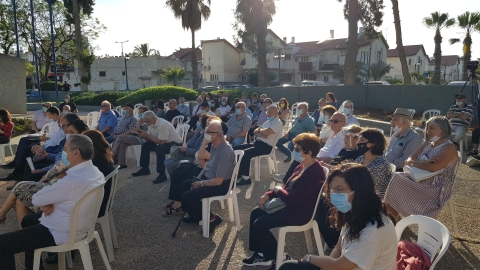 הקהל בטקס.jpg