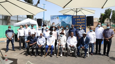 הנחת אבן פינה3.jpg