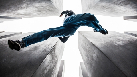 להתחיל מחדש- יוסי גמזו לטובה וריקי גופר.jpg