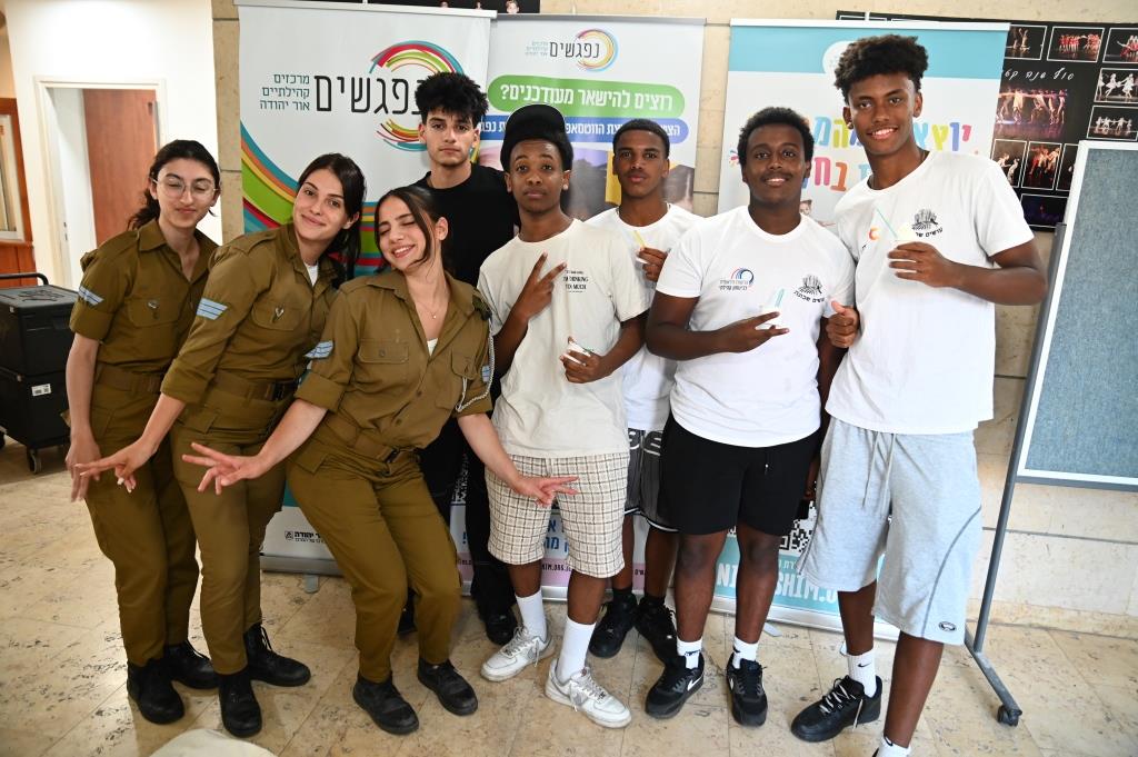 טקס הענקת תעודות הוקרה לבני ובנות הנוער 2